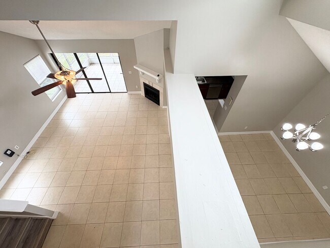 Building Photo - ~ Beautiful 3B/2.5B Lake Mary Home ~ Carpe...