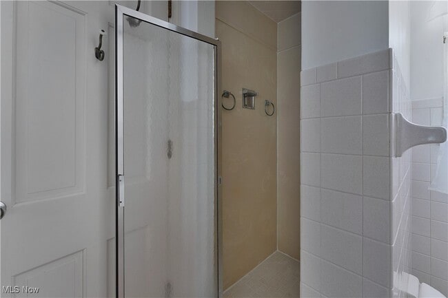 Building Photo - 4185 Adeer Dr