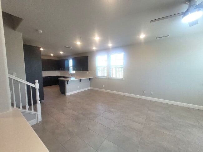 Building Photo - New home in Rancho Cordova in Veranda at S...