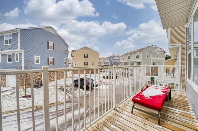 Building Photo - 645 Jenny Wy