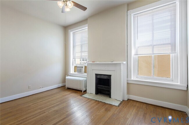 Building Photo - 2604 Grove