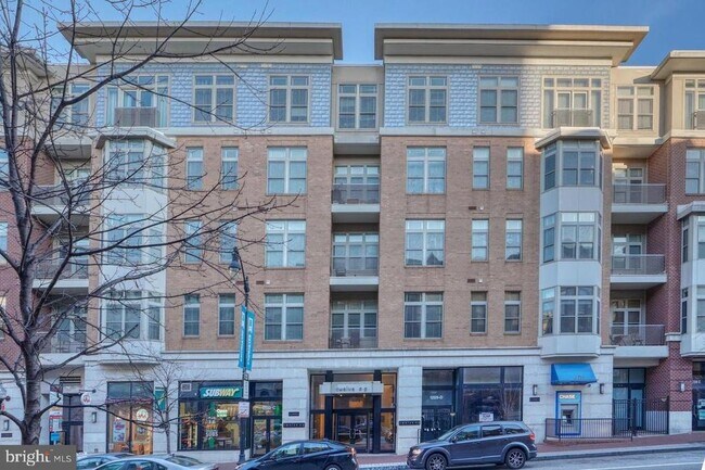 Building Photo - 1209 N Charles St