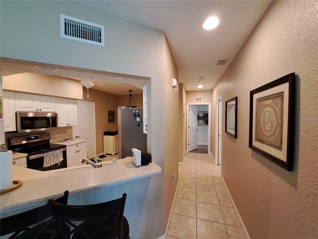 Building Photo - 7267 Fountain Palm Cir