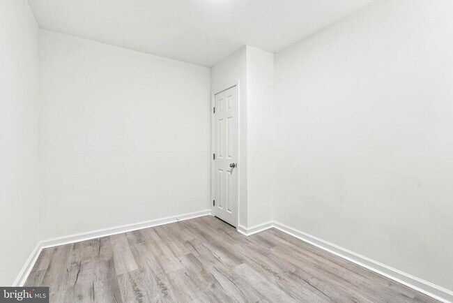 Building Photo - 1319 N 55th St