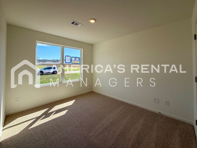 Building Photo - DEPOSIT PENDING! Sign a 13-month lease by 3/31/2026 to receive a $500 Gift Card! New Construction...