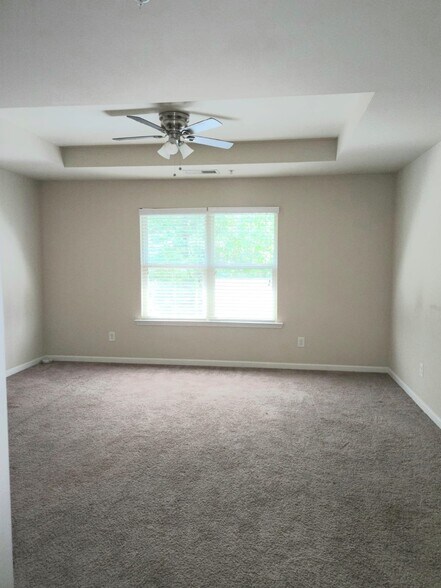 Building Photo - 3524 Castleberry Village Cir
