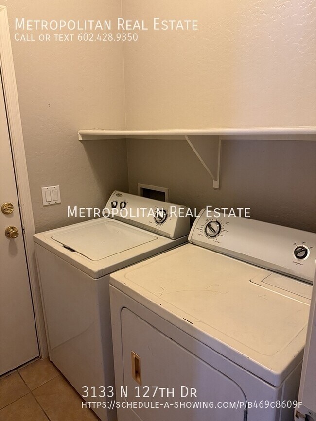 Building Photo - 3133 N 127th Dr