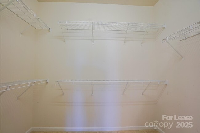 Building Photo - 14746 Via Sorrento Dr