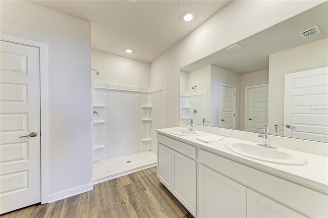 Building Photo - 18143 Wheathouse Pl