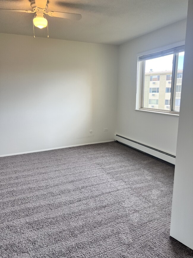 Building Photo - 9655 Center Ave