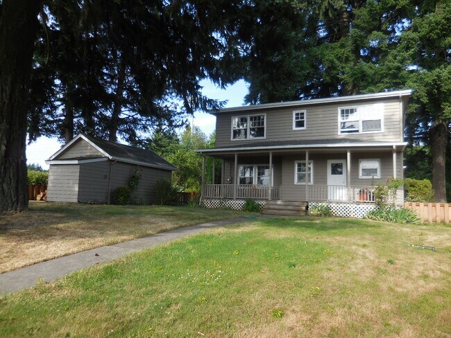 Building Photo - 16093 SW Roy Rogers Rd