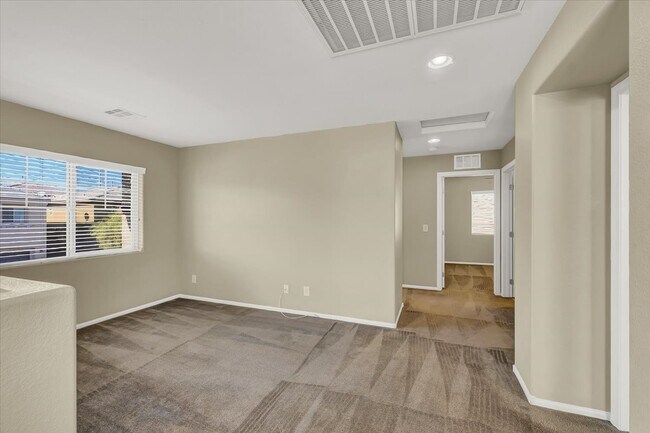 Building Photo - 7922 Blue Lake Peak St