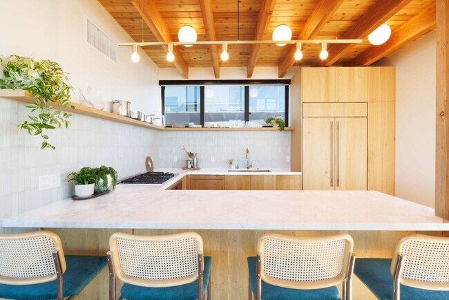 Building Photo - Fully Furnished, Modern Coastal Luxury with Stunning Ocean Views – 4BR/4BA Architectural Gem in C...