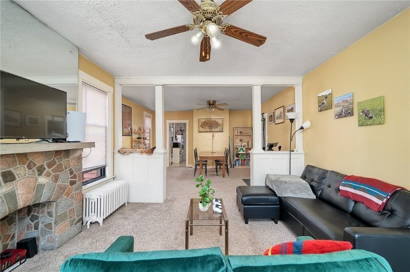 Building Photo - 2311 Sherbrook St