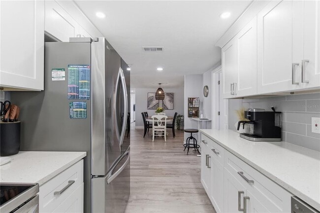 Building Photo - 7608 Sue Ellen Dr