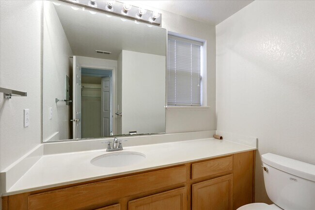 Building Photo - Seven Springs Home