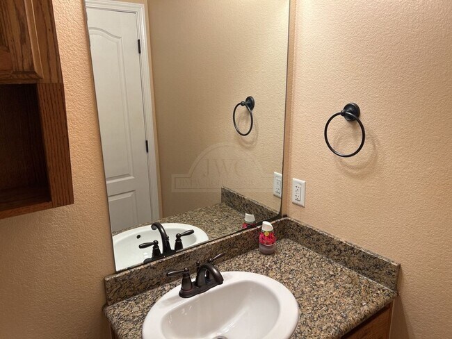 Building Photo - 4907 Autumn Valley Dr