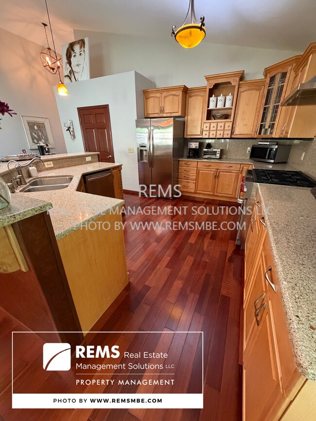 Building Photo - N4513 Trillium Ct