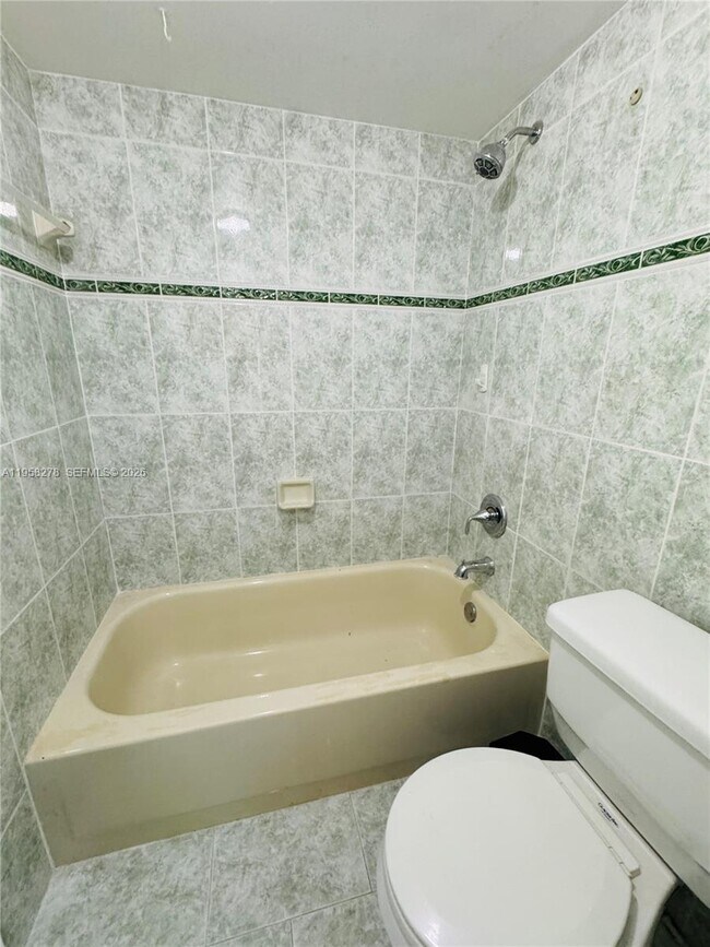 Building Photo - 1101 SW 122nd Ave