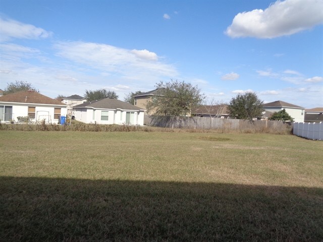 Building Photo - 12613 Longcrest Dr