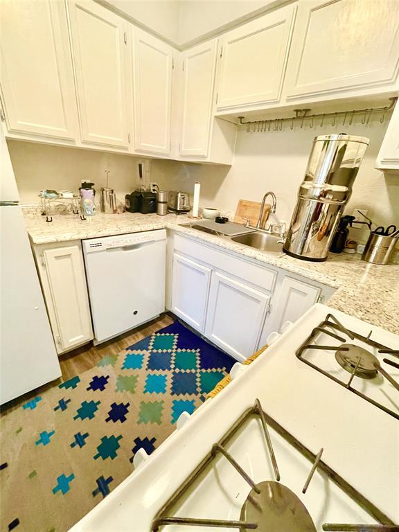 Building Photo - 7103 Woodhue Ct