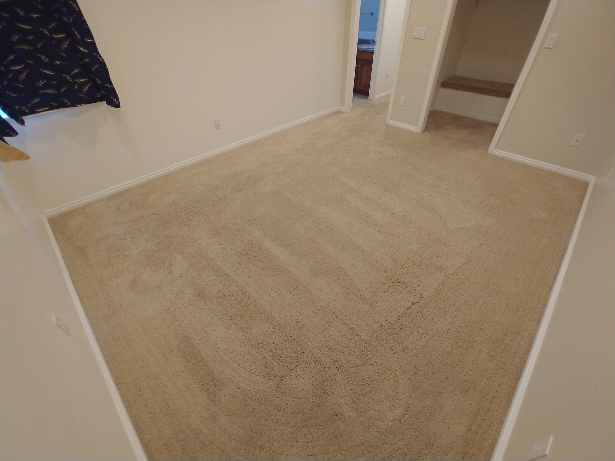 Building Photo - 936 Meadowbrook Dr