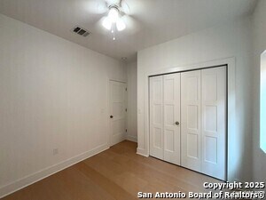 Building Photo - 2615 S Flores St