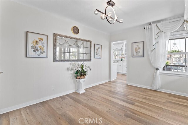 Building Photo - 9801 S Hobart Blvd