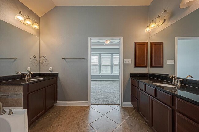 Building Photo - 4119 Addison Ranch Ln