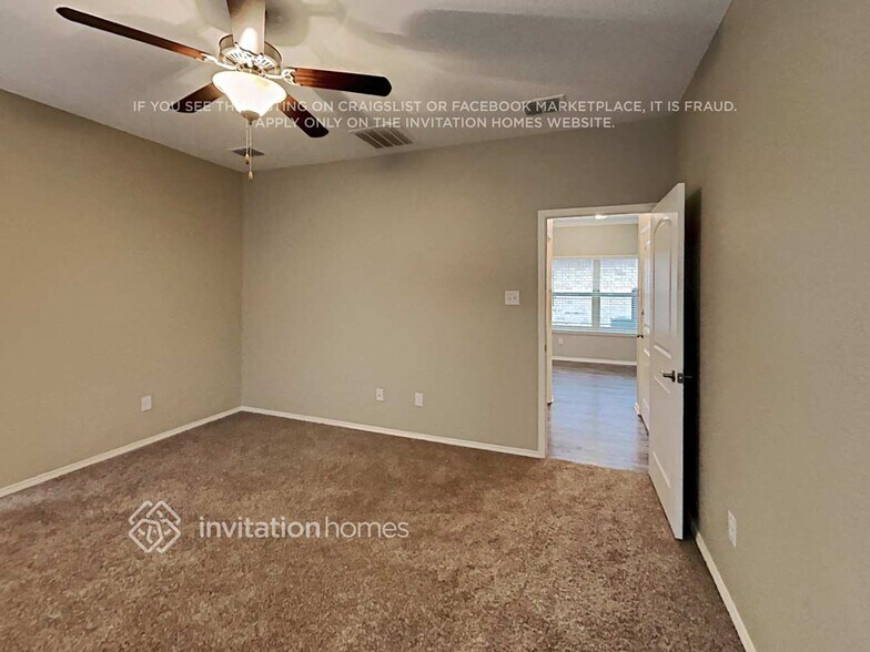 Building Photo - 5857 Bindweed Street