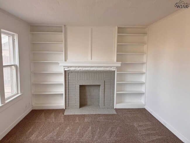 Building Photo - 2209 Talunar Ln