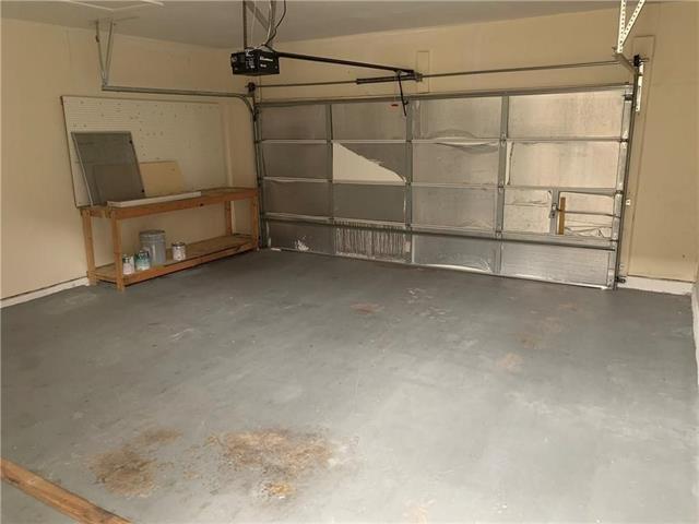 Building Photo - 1913 Wyndemere Ln