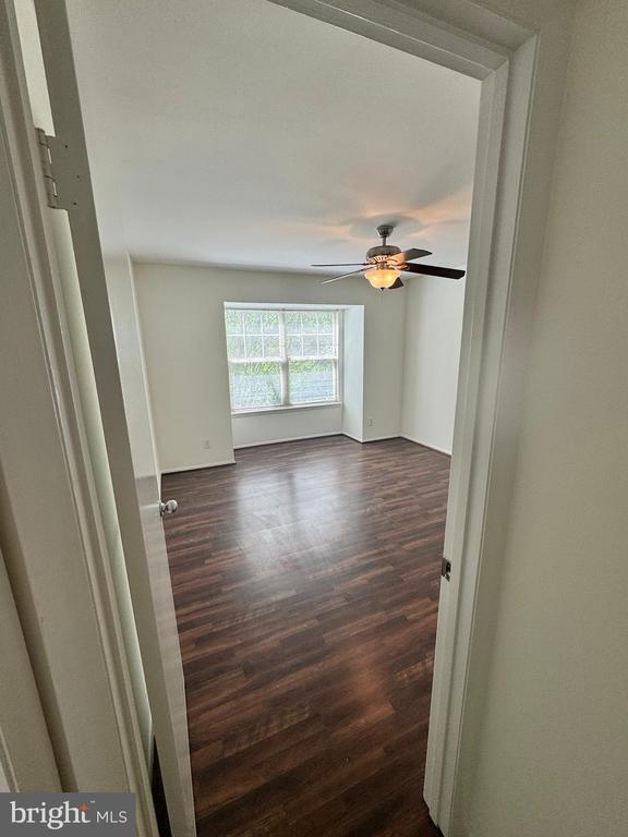 Building Photo - 1702 Ascot Way