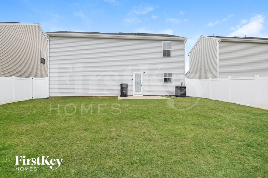 Building Photo - 7415 Irwin Rd