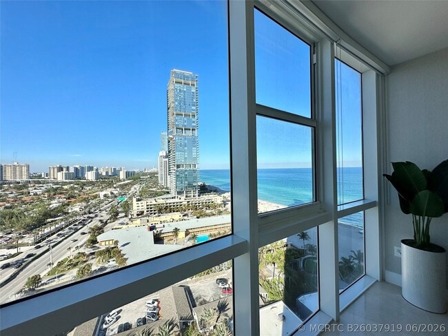 Building Photo - 18201 Collins Ave