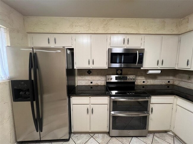 Building Photo - 14515 Wunderlich Dr