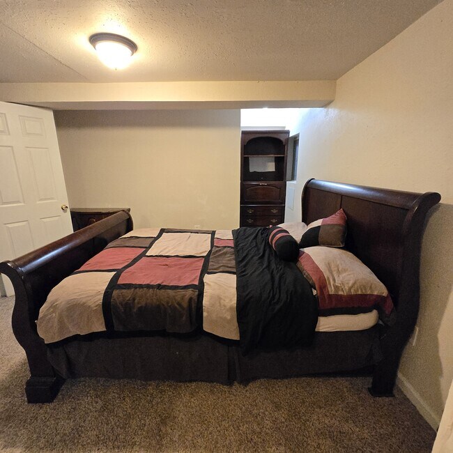 Building Photo - 4562 Gavin Woods Ct