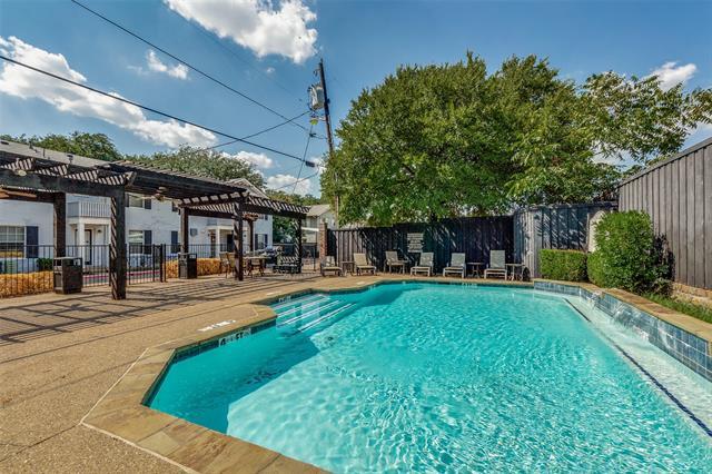 Building Photo - 4744 Bradford Dr