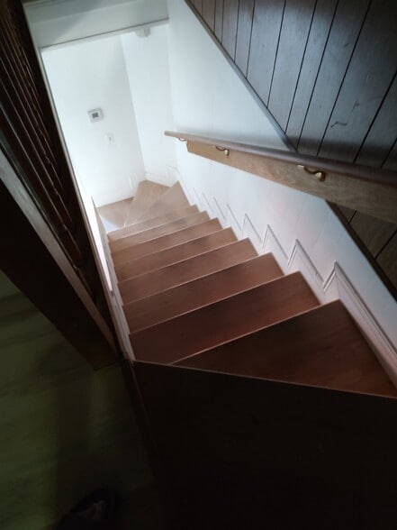 Building Photo - 1302 Hardy St