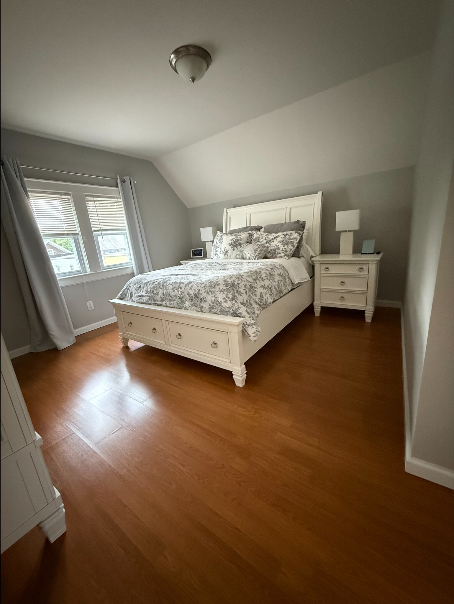 Bedroom #3 - 100 Lincoln St