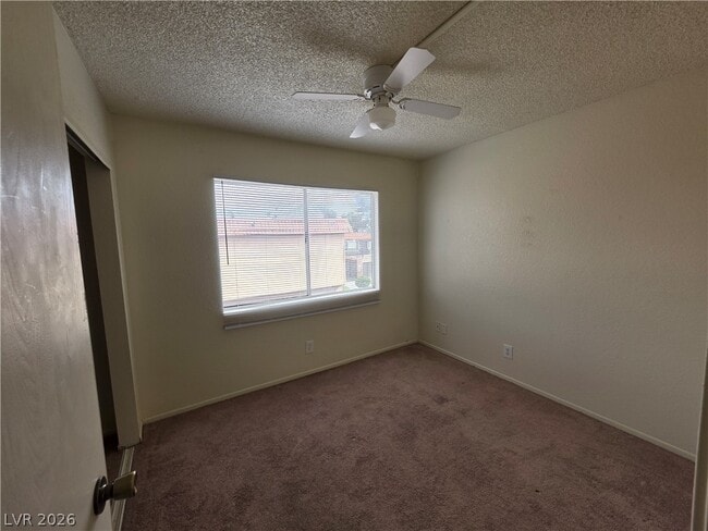 Building Photo - 241 Misty Isle Ln