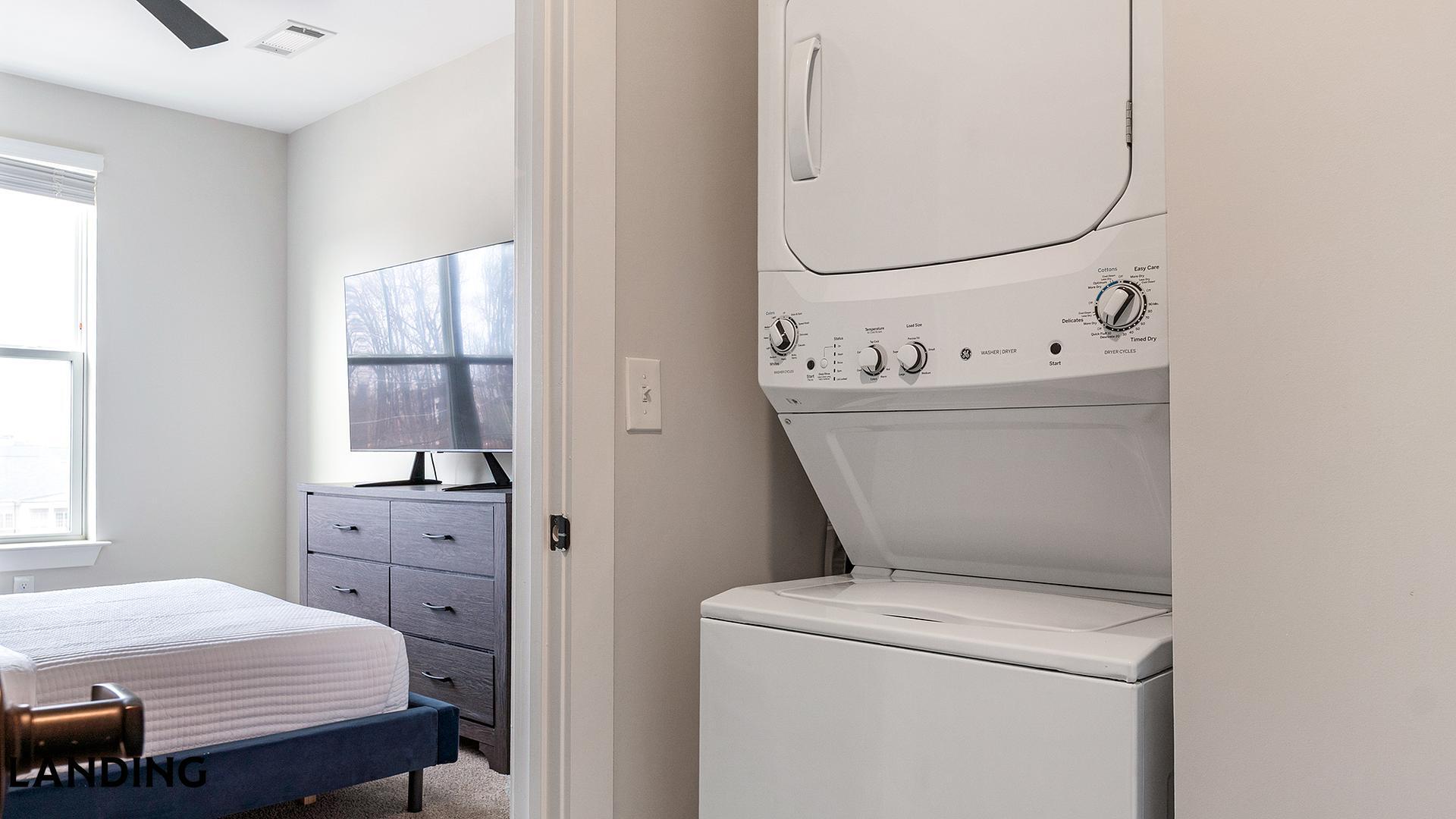 Building Photo - 1270 Hillcrest Dr