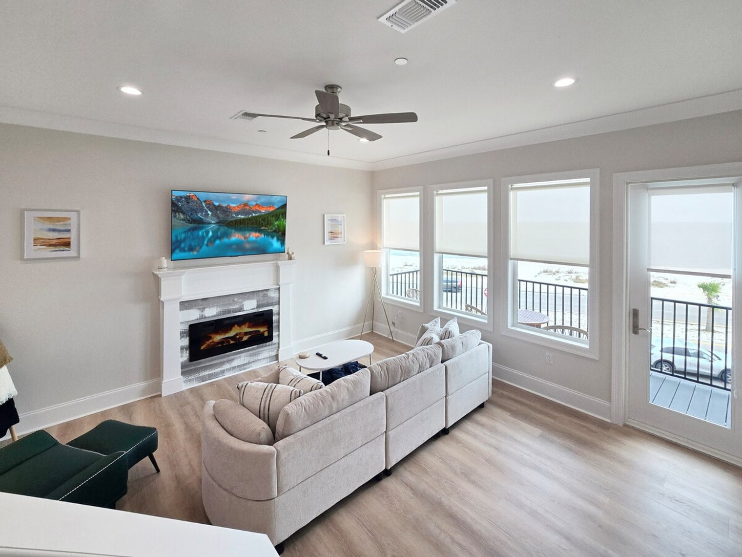 Building Photo - 996 Beach Blvd W