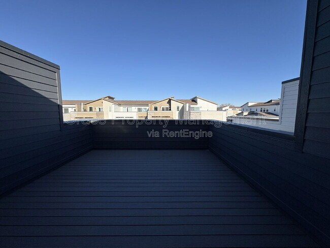 Building Photo - 2657 W 68th Pl