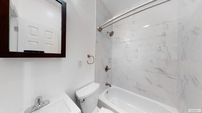 Building Photo - 3 bedroom in New York NY 10026
