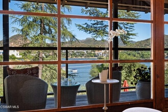 Building Photo - 141 Lake Sherwood Dr