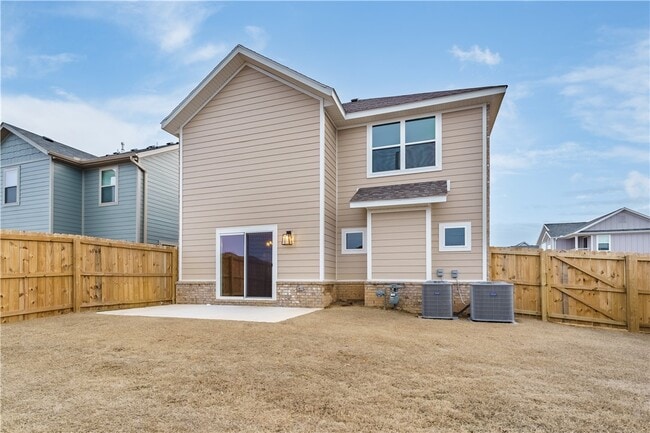 Building Photo - 2908 SW Grandshire Ave