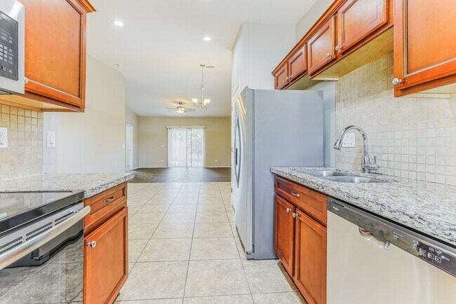 Building Photo - 8127 S 5th Ave