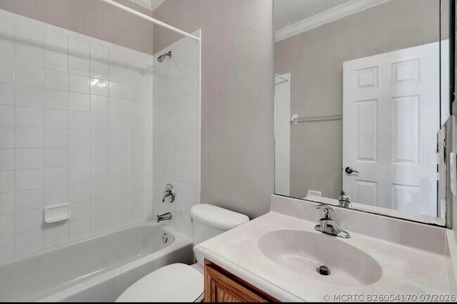 Building Photo - 133 Harbors Way