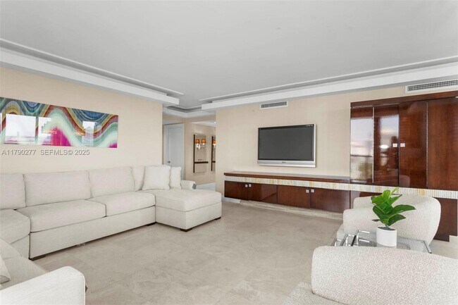 Building Photo - 19667 Turnberry Way